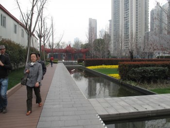 Шанхай_Jing'an_Sculptur_park_ (37)_s.jpg