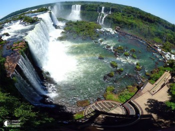 Водопад Игуасу.jpg